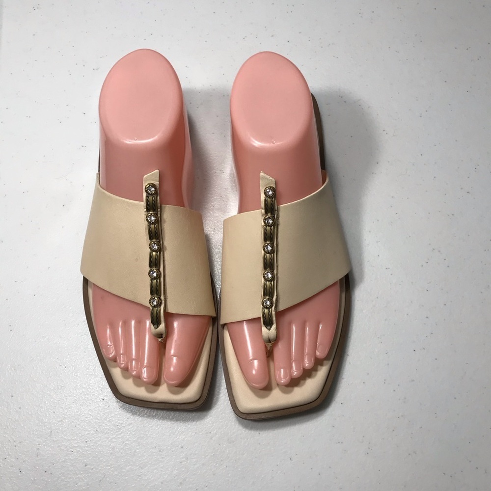 Franco Sarto Elegant Cream and Gold Women's Sandals Size 7.5M SB- BK (JM)